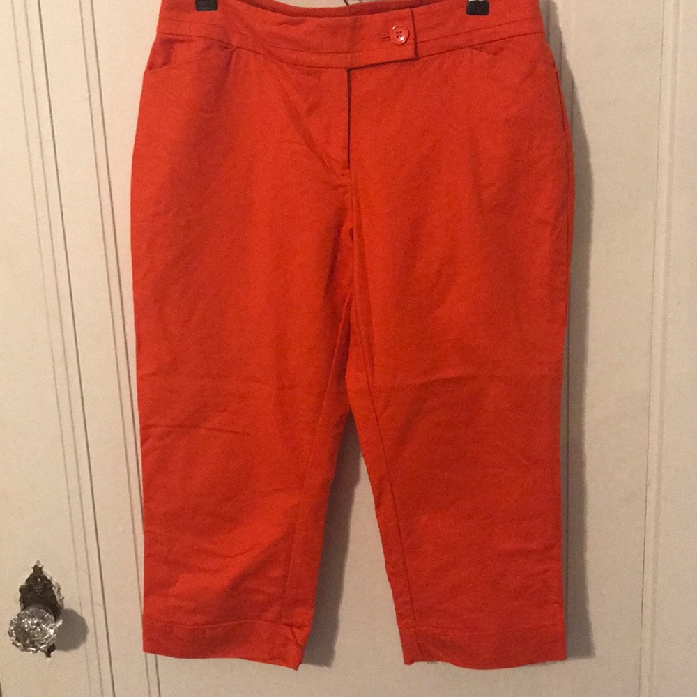 Ann Taylor Curvy bright orange capris